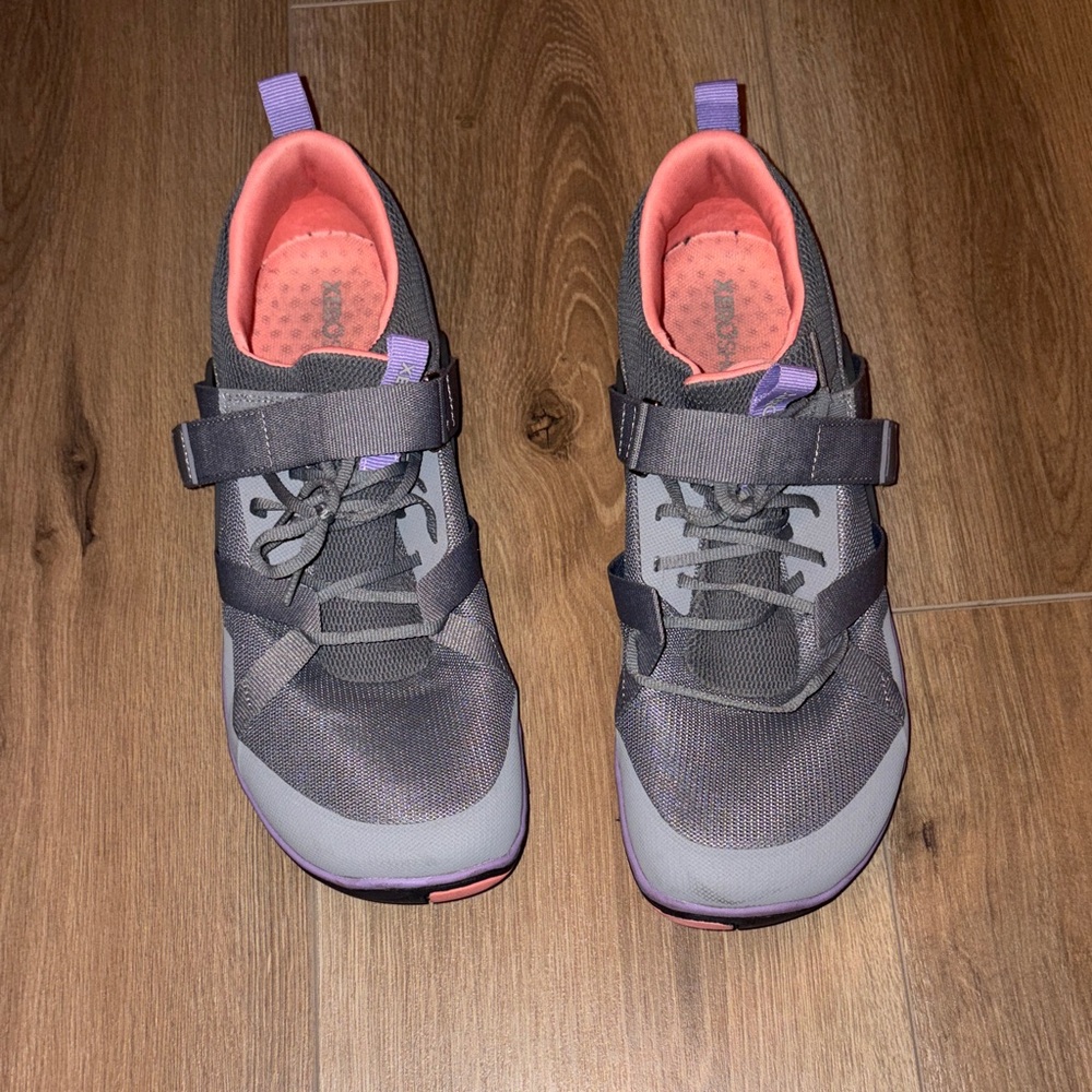 Xero women’s Forza trainer shoes, size 10 1/2 .